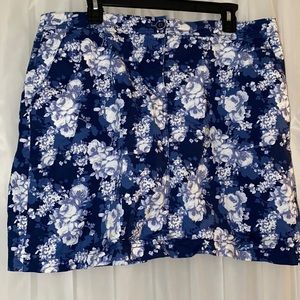 Karen Scott Floral mini skort